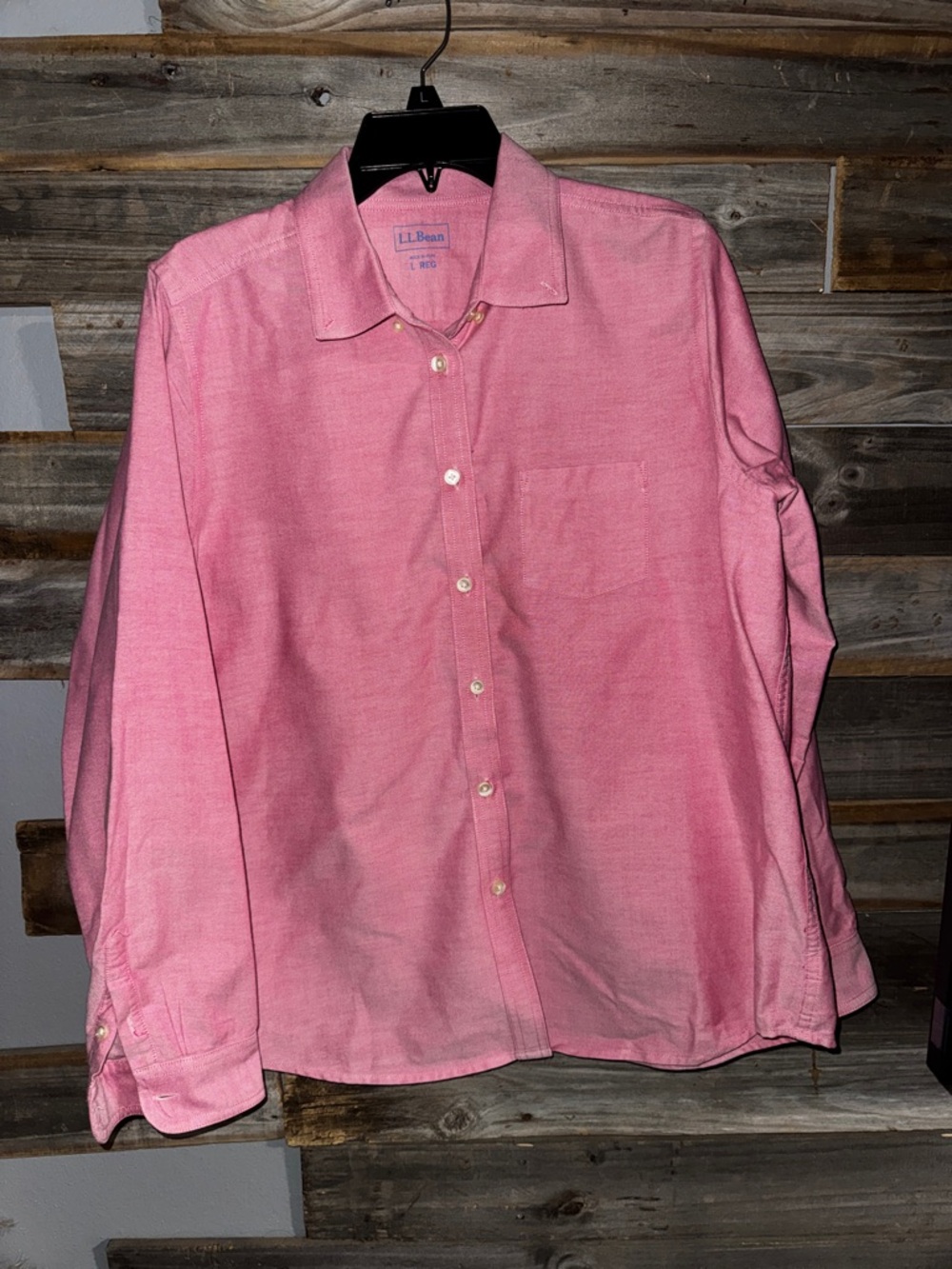 L.L. bean- large regular- Oxford top- button down- 100% cotton- red - Picture 2 of 3